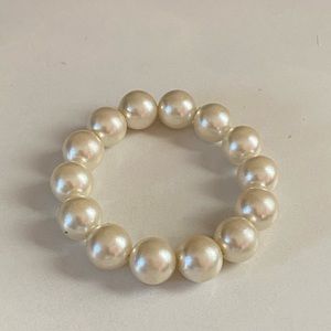 Shell pearl bracelet